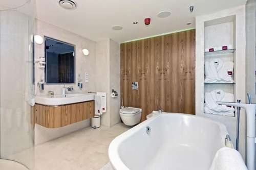 Sky Suite Hotel Prague Review Photo